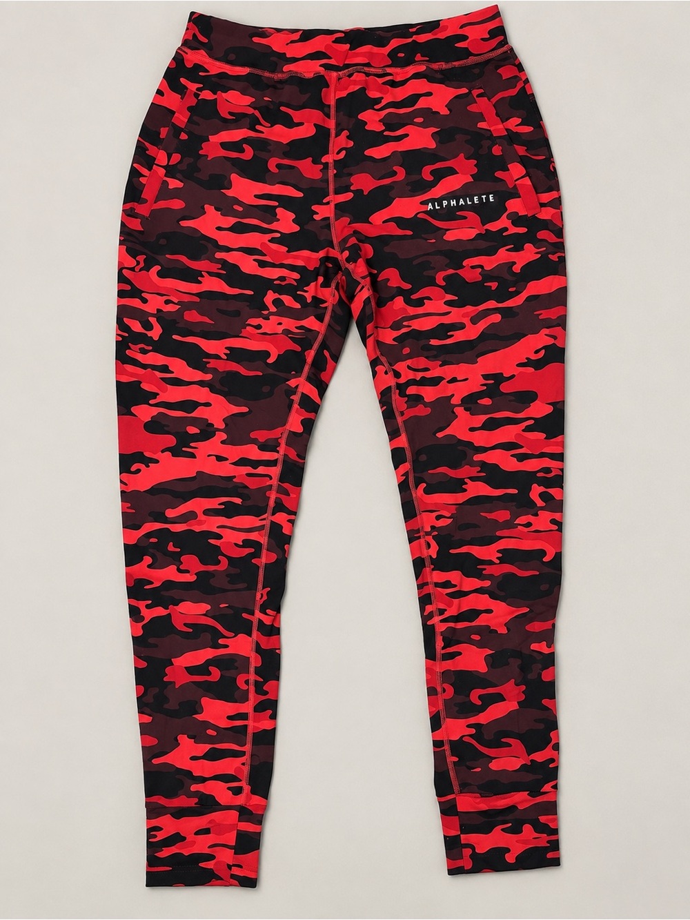Alphalete Men’s Red Black Camo Performance Jogger Pants Athletic Gym Training